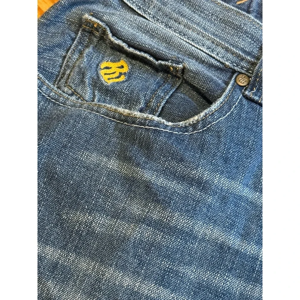 Vintage Y2K Rocawear 42 Embroidered Denim Shorts Jorts 42w Skater Hip Hop